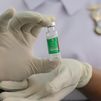 Dudas sobre la eficacia y falta de transparencia con la vacuna de Astra Zeneca