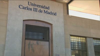 Vuelven a clase tras la explosión de la calle Toledo los alumnos de La Salle La Paloma