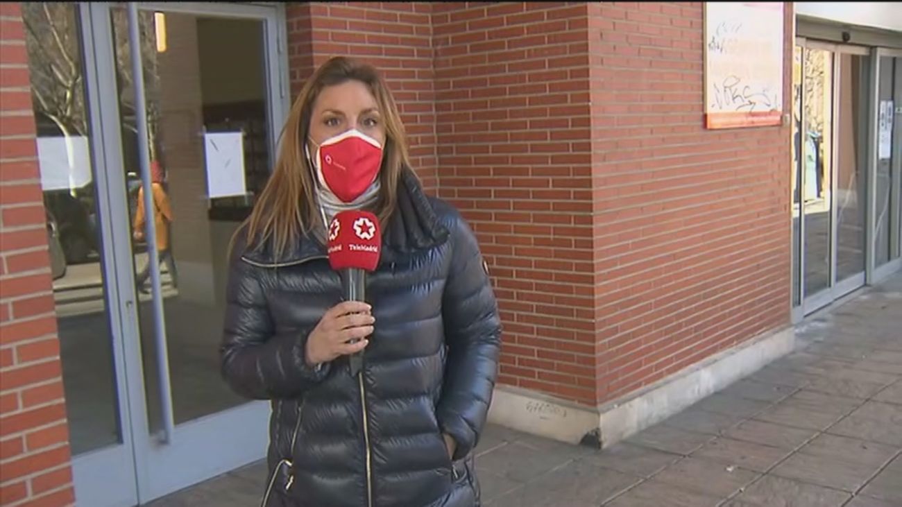 Los ladridos desesperados de una perrita salvan a un madrileño seminconsciente por una recaída de Covid