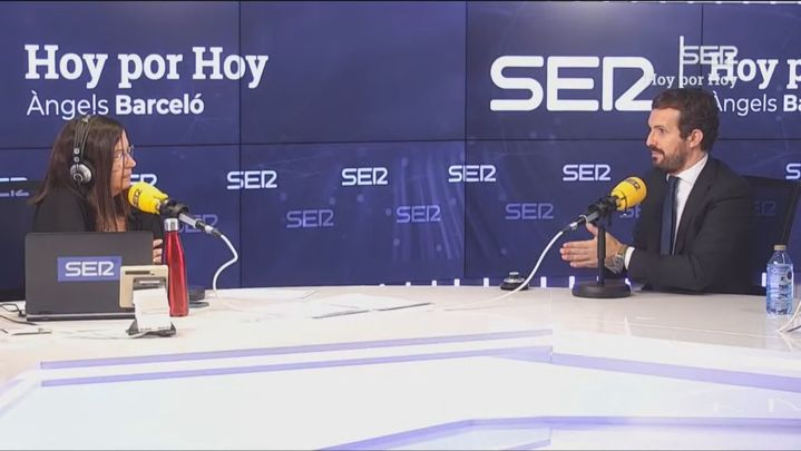 Pablo Casado con Àngels Barceló / REDACCIÓN