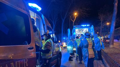 Dos heridos, uno de ellos muy grave, en  un accidente de moto en Mirasierra