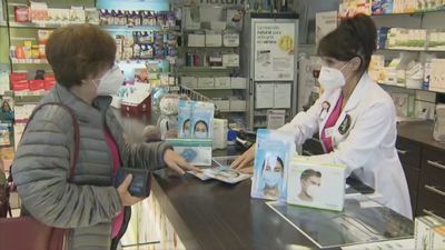 Los farmacéuticos piden prudencia tras la retirada de mascarillas