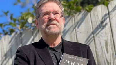 El neurólogo Juan Fueyo nos presenta su libro 'Viral'