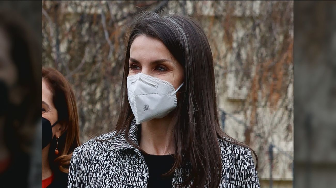 La Reina Letizia, Kate Middleton  o Carla Bruni se apuntan a la moda de las canas