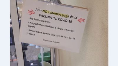 Aluvión de consultas en los centros de salud por las vacunas: 'No podemos añadirles a ninguna lista de espera'