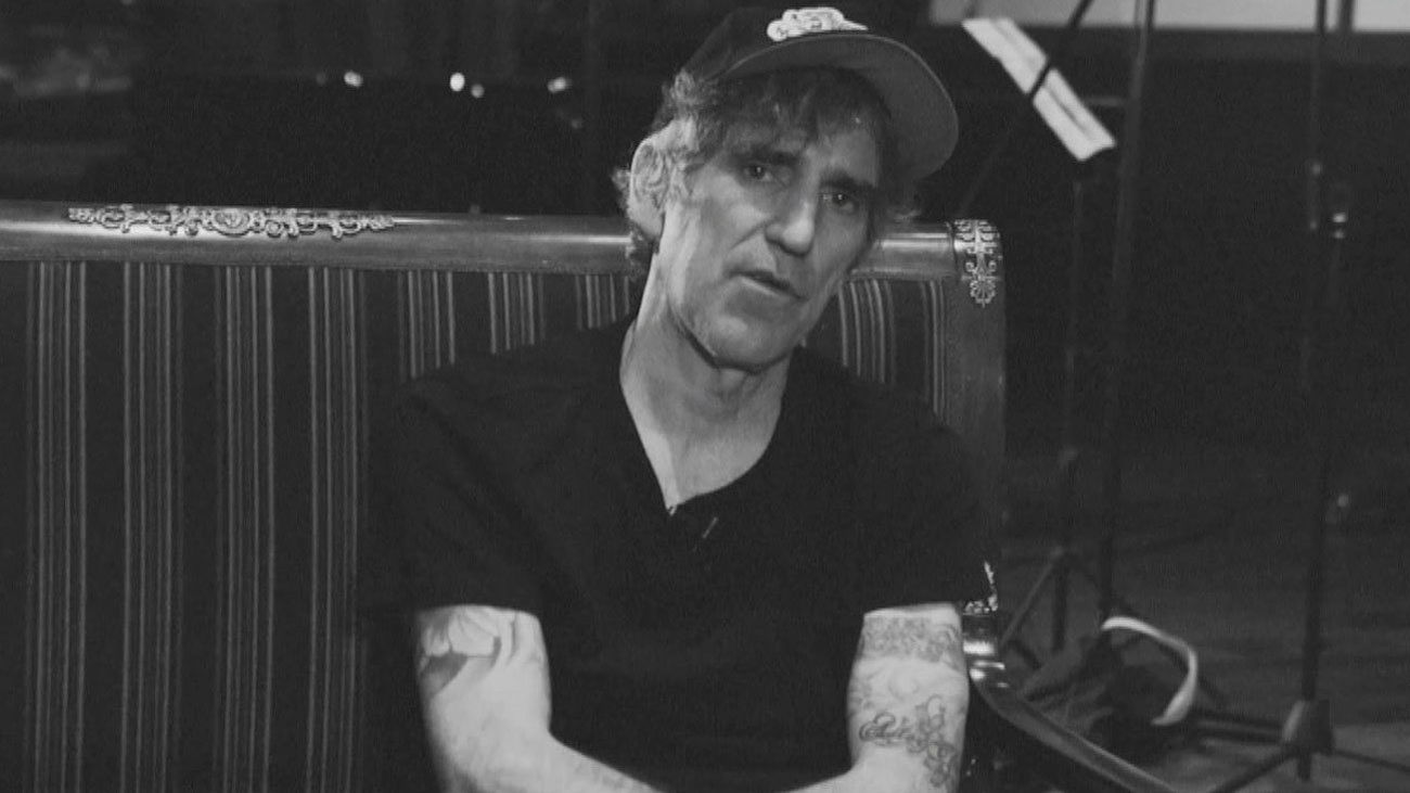 Mikel Erentxun prepara doble disco para celebrar sus 35 años desde Duncan Dhu