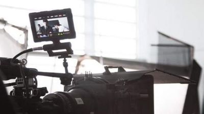 Mujeres cineastas estudian incluir cláusulas  específicas contra el acoso sexual