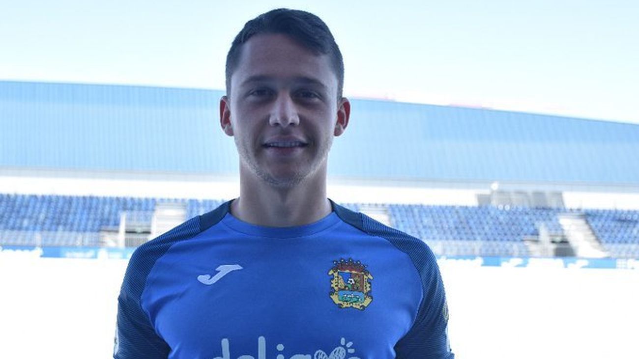 Borja Garcés, jugador del Fuenlabrada: "El fútbol te quita más de lo que te da"