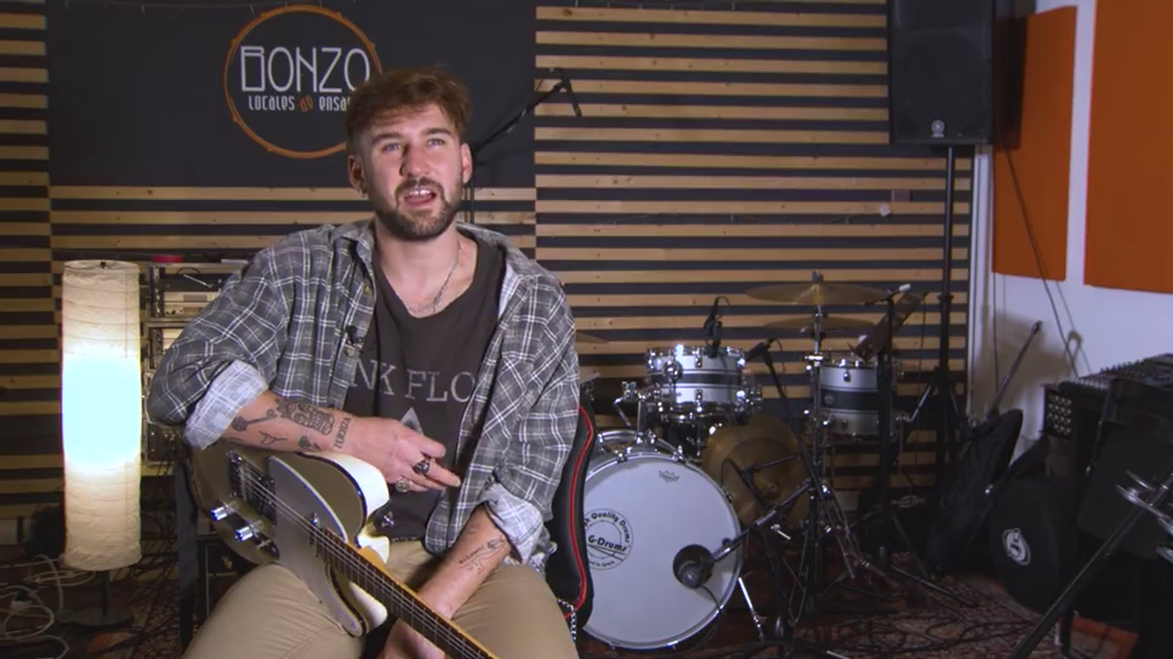 ¡Dani Fernández nos canta en directo!