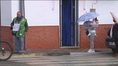 Una misa sin mascarillas, posible foco de un brote en el Palmar de Troya