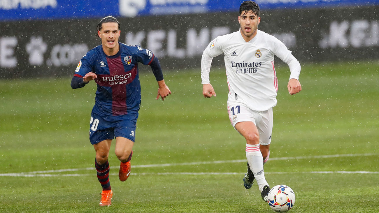 Asensio ante el Huesca