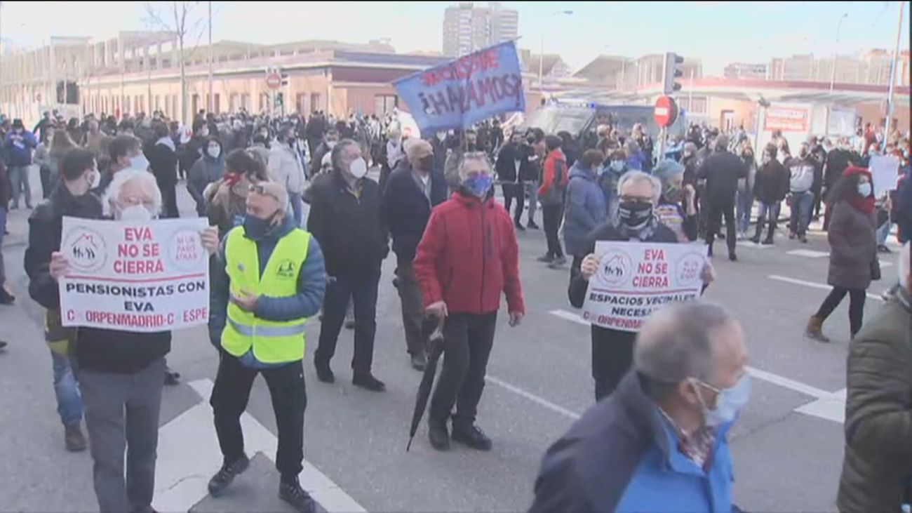 Cientos de personas se manifiestan en Madrid para rechazar el desalojo del Espacio Vecinal Arganzuela