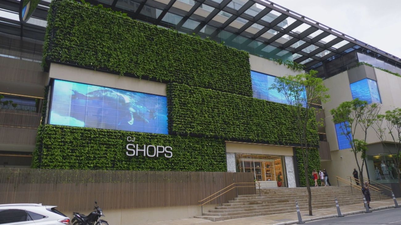 La calle Oscar Freire, la 'Milla de Oro' de Sao Paulo