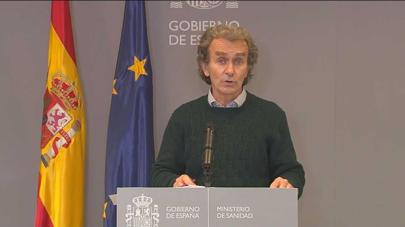 Simón advierte que la cuarta ola podría acelerarse por la variante británica