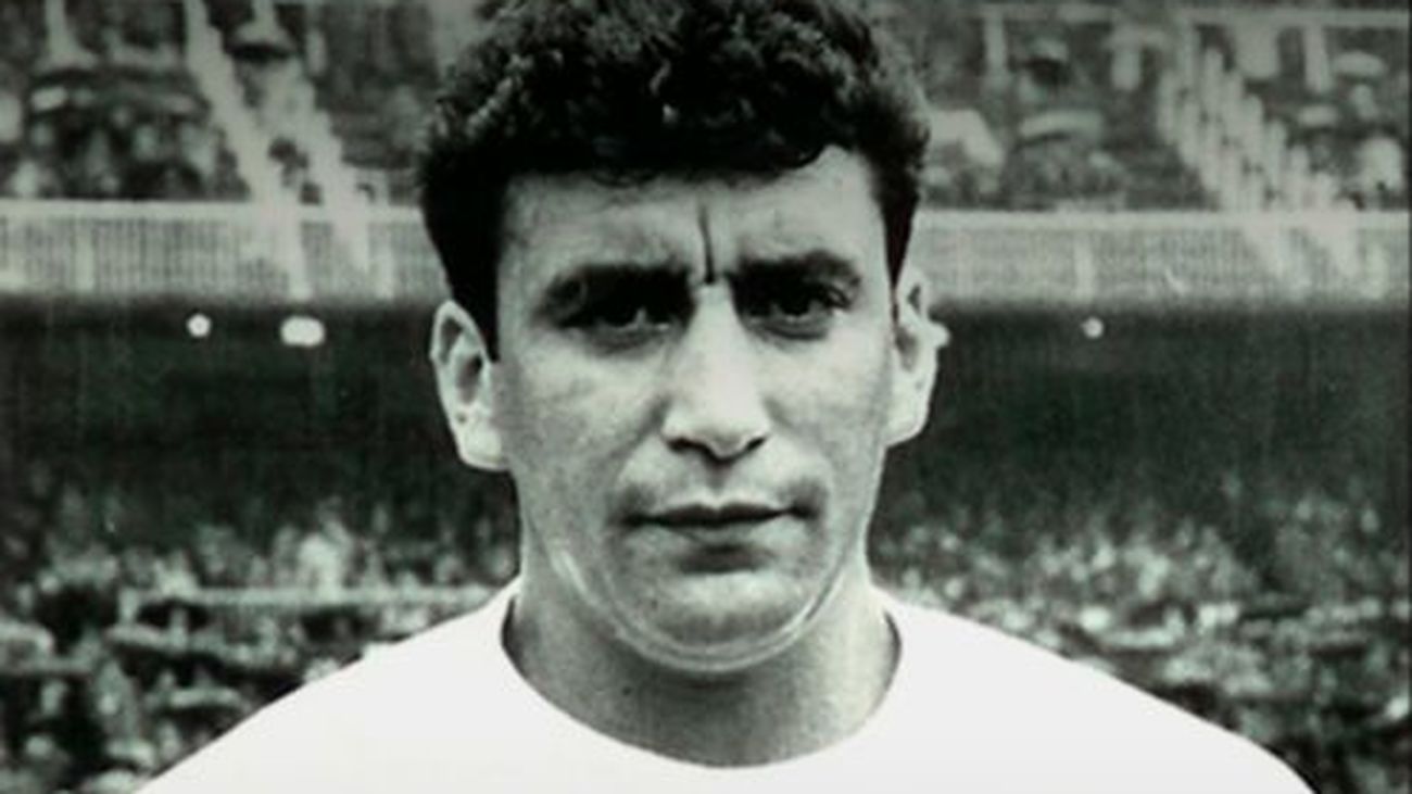 Muere Pachín, leyenda del Real Madrid del blanco y negro