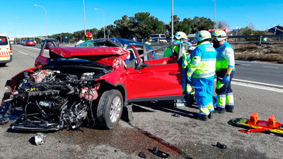 Una mujer herida tras dar varias vueltas de campana con su vehículo en la A-1