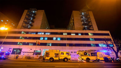 Detenido un paciente Covid por provocar un incendio en el hospital Puerta del Mar de Cádiz