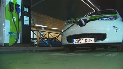 Los aparcamientos no residenciales de Madrid deberán tener puntos de recarga eléctricos