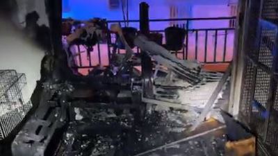 El Samur atiende a ocho personas  tras declararse un  incendio en una vivienda de  Leganés