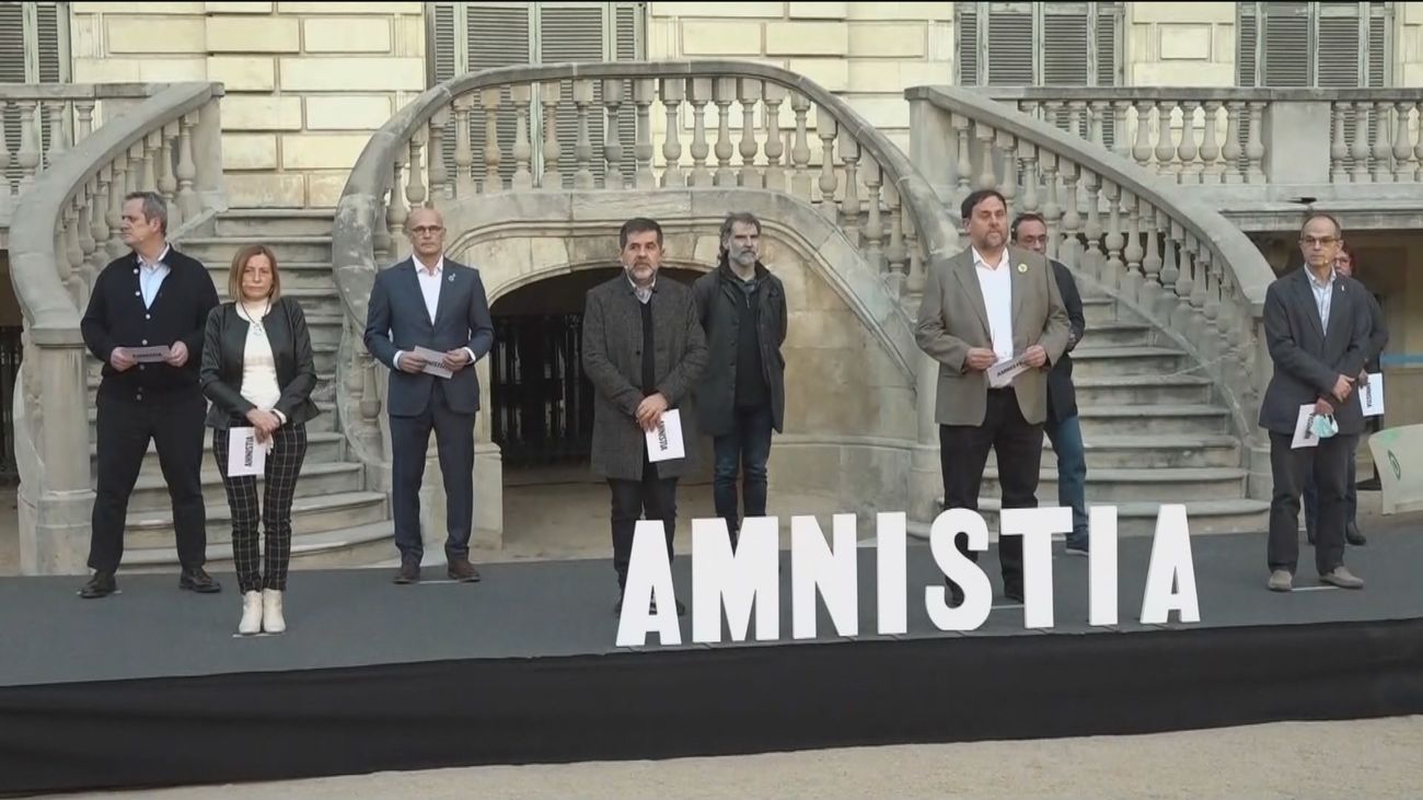 Cataluña elige el Parlament más fragmentado de la historia y con una gobernabilidad incierta