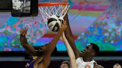 El Real Madrid sufre la maldición del anfitrión y se queda sin la Copa del Rey de baloncesto