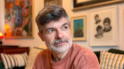 El actor Nacho Guerreros, el coleccionista de objetos