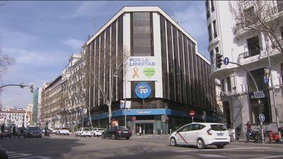 La mayoría de los vecinos y comerciantes de la calle Génova lamentan la marcha del PP de su sede