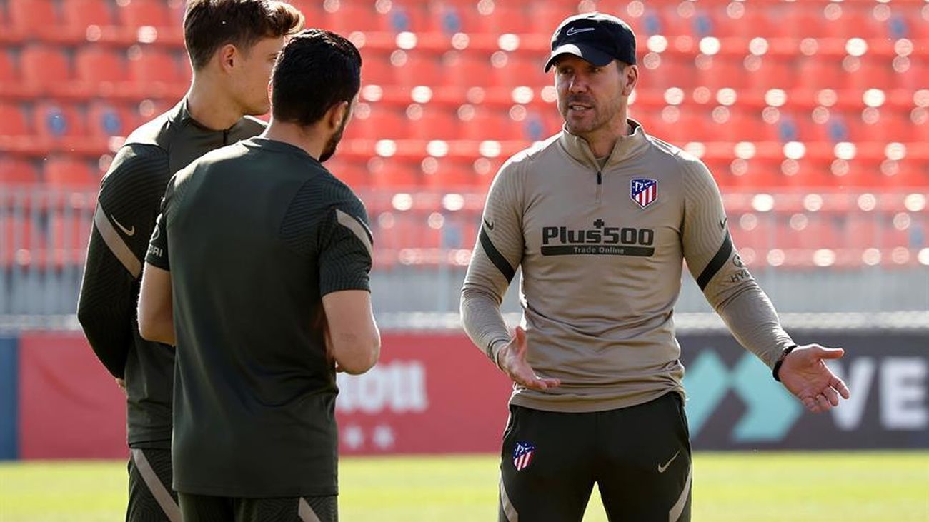 El Atlético pierde a Carrasco, recupera a Lemar y "posiblemente" a Dembélé