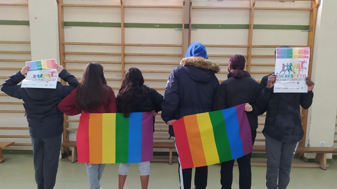 Clubes y equipos deportivos visibilizarán la  "discriminación" LGTB en el deporte con una campaña en Fuenlabrada