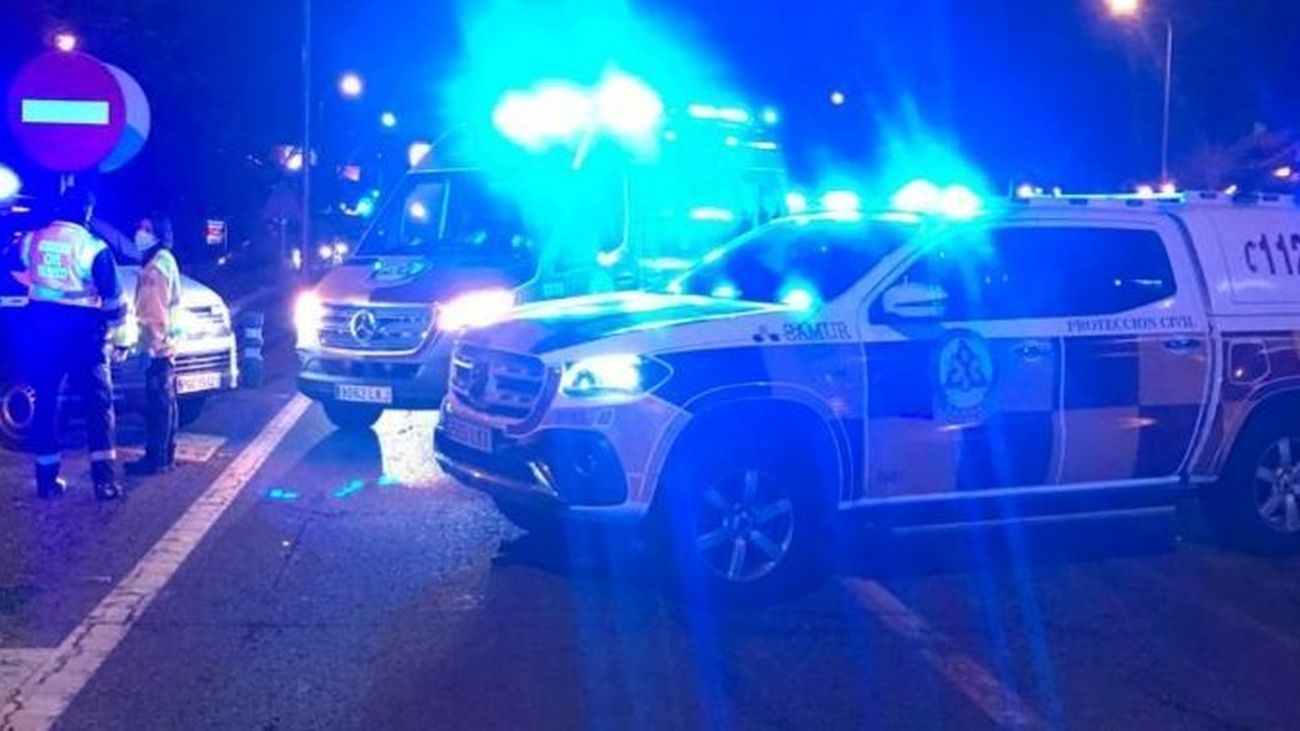 Muere un motorista tras caer de su moto y ser arrollado por un turismo en la A-6