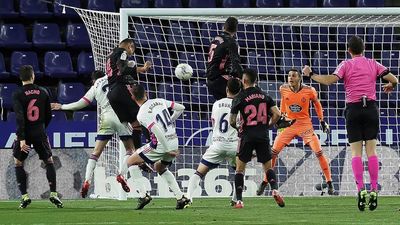 0-1. Victoria sufrida del Real Madrid ante el Valladolid