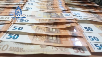 Detenido un empleado de banca en Madrid por robar a sus clientes con transferencias desde sus cuentas online