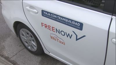 Los primeros taxis con bucle magnético para personas con problemas de audición ya circulan en Madrid