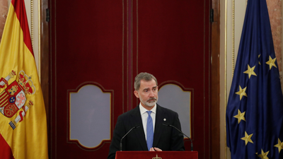 El rey Felipe VI ensalza la firmeza de Juan Carlos I en el 23-F y llama a proteger y preservar la democracia