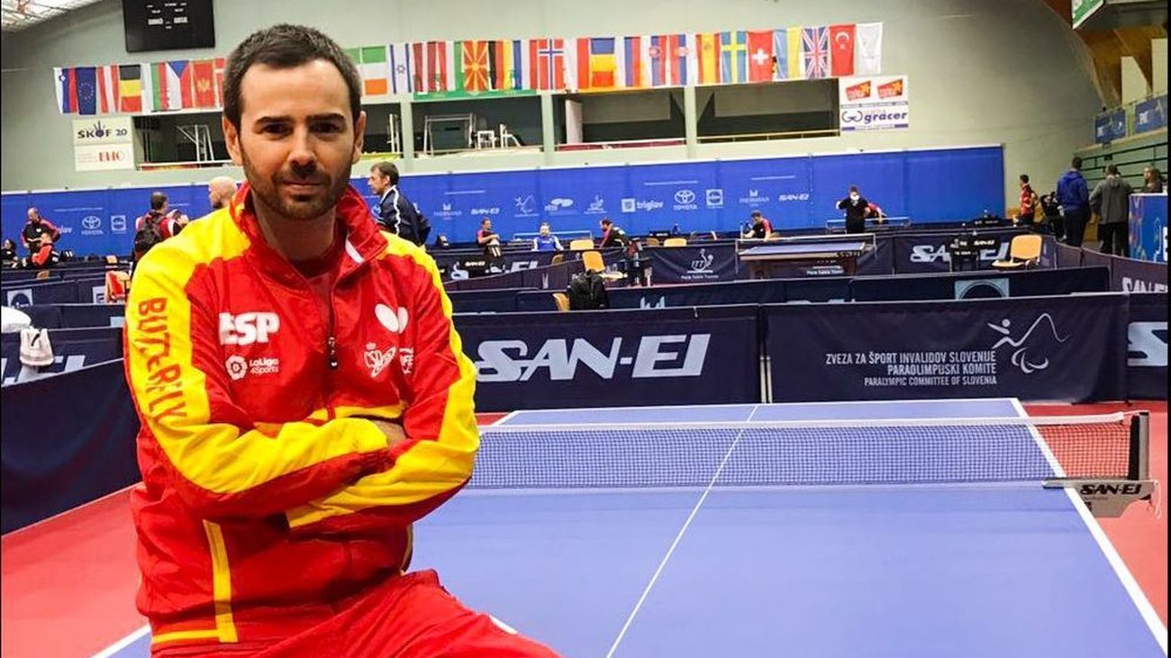 Álvaro Valera, un número uno del tenis de mesa paralímpico