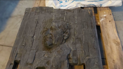 La placa de Francisco Largo Caballero estará finalmente en Alcalá de Henares