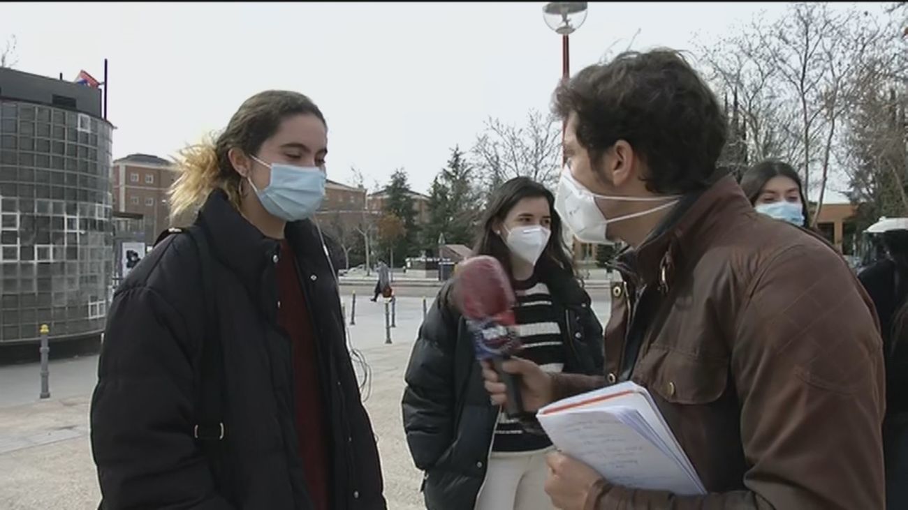 Cuatro colegios mayores de Madrid sufren un macrobrote con 90 contagios y 130 jóvenes confinados