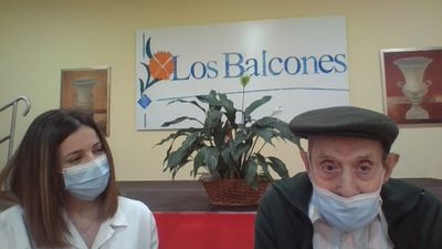 Salustiano Toribio, de 106 años: "¡Que nadie se resista a vacunarse!"