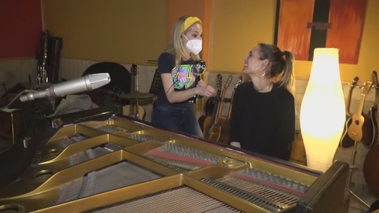 La cantante Conchita nos presenta su nuevo disco 'La Orilla'