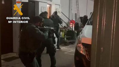 Detenidas siete personas e incautadas  dos toneladas de hachís en Málaga