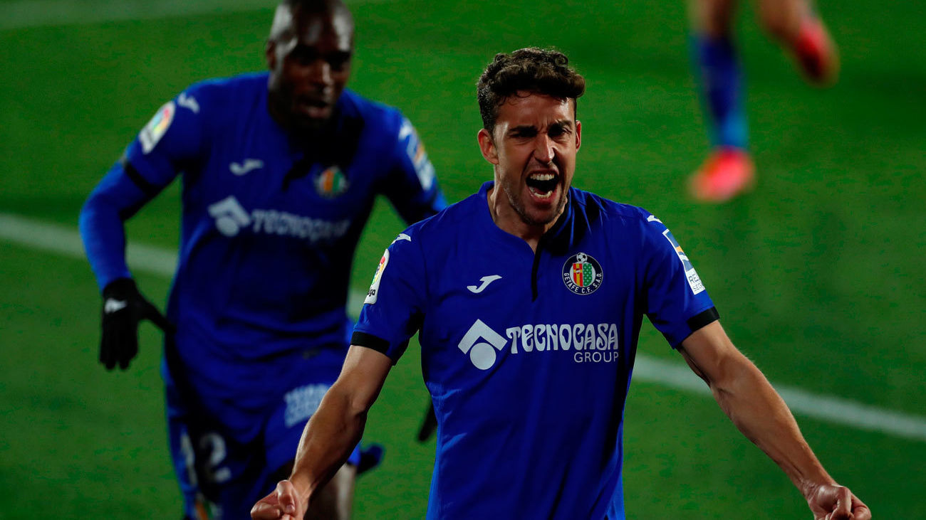 3-0. El Getafe se da un respiro goleando al Valencia