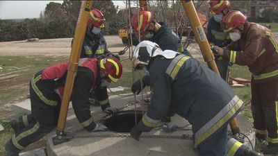 Así se preparan los Bomberos de la Comunidad de Madrid para actuar ante situaciones límite