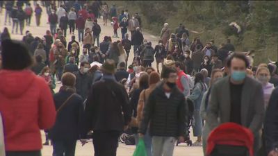 El Retiro vuelve a latir este primer domingo tras la reapertura