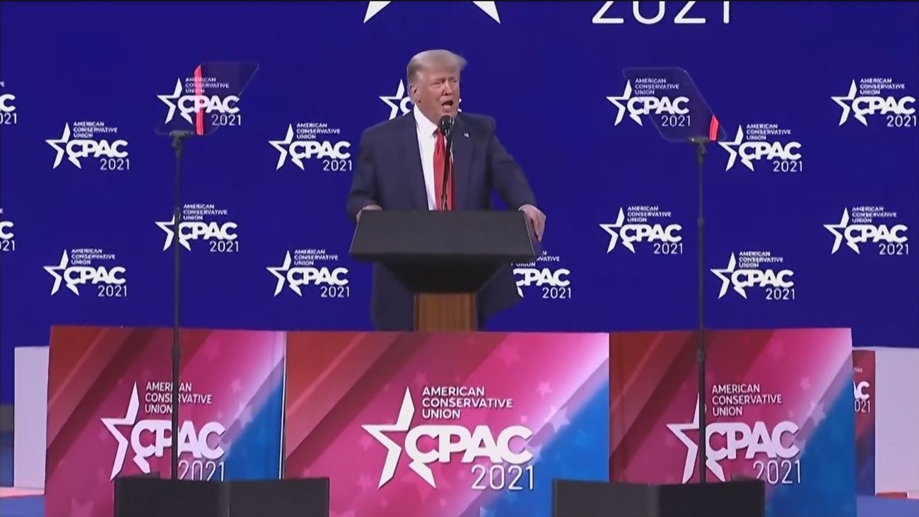 Trump reaparece en Florida: “Puede que decida derrotarles una tercera vez”