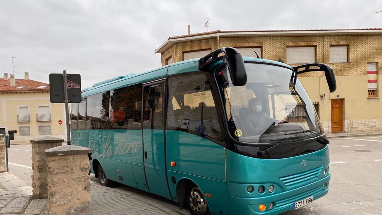 Autobús lanzadera para llevar a los mayores de Morata hasta Perales