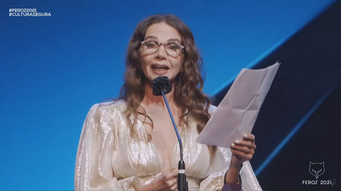 Victoria Abril: "Pido disculpas si mis palabras han ofendido a los que han perdido a sus seres queridos"