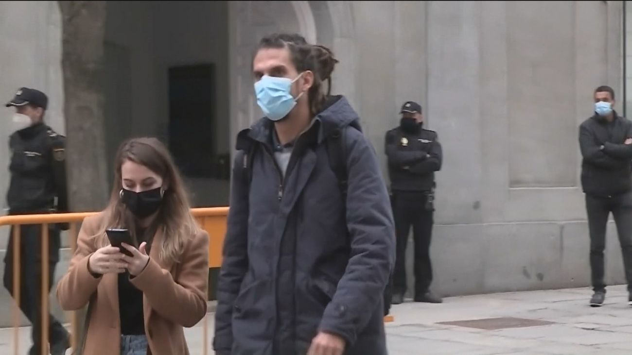 El diputado de Podemos Alberto Rodríguez niega ante el Supremo haber agredido a un policía