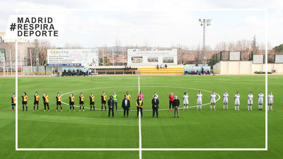 Galapagar inaugura el nuevo césped del campo de fútbol El Chopo