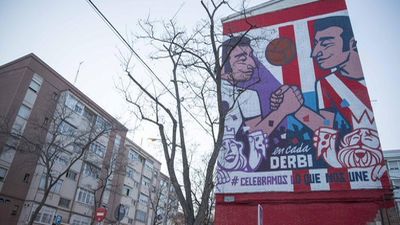 Madrid estrena un mural para conmemorar el derbi