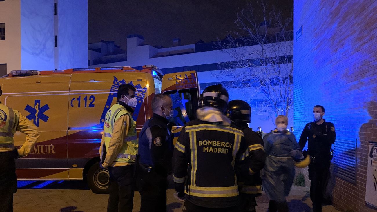 Herido muy grave un hombre de 56  años en el incendio de su vivienda en Tetuán